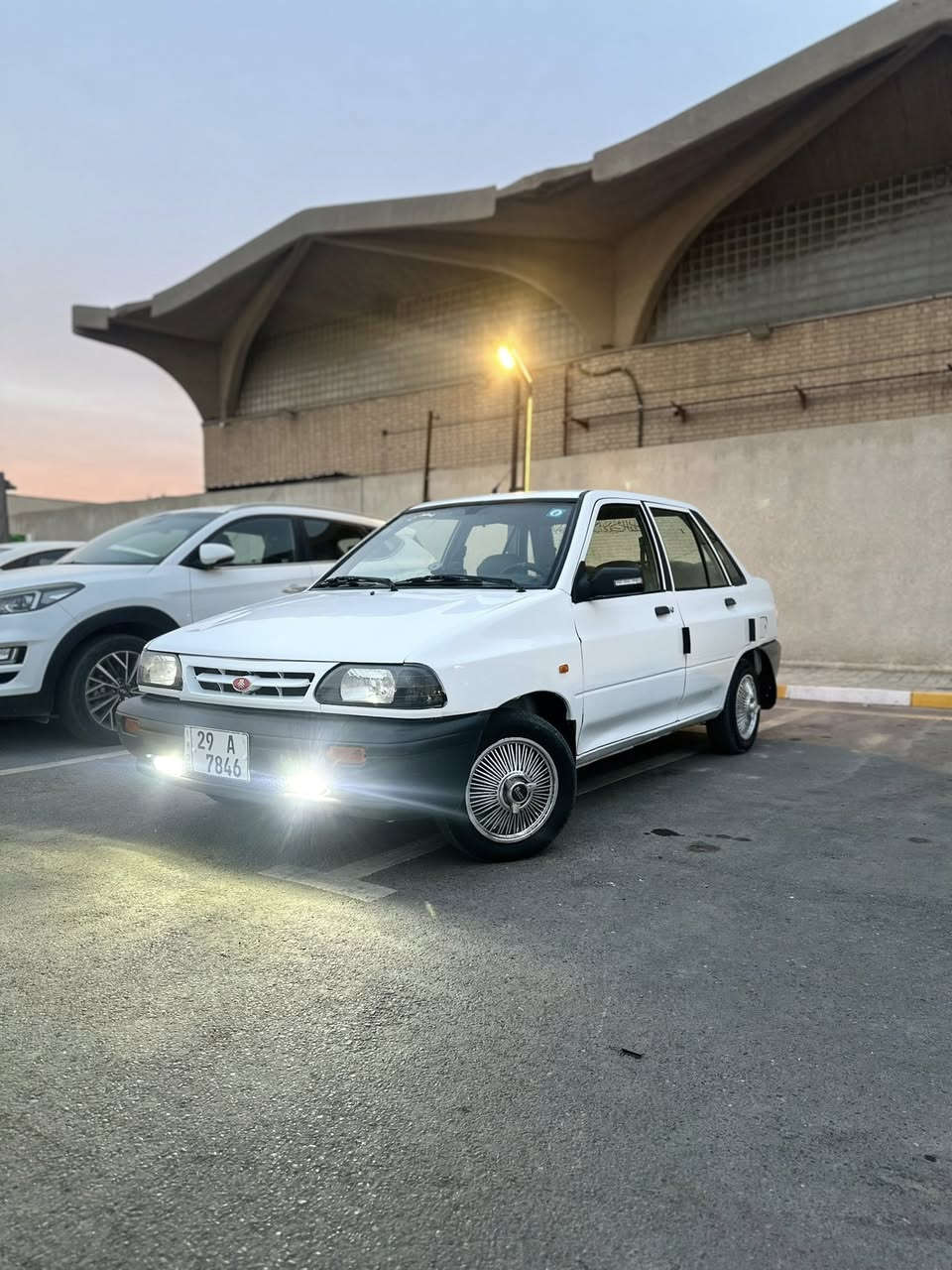 سلام عليكم سايبا موديل 2010 سياره جديده تخم تاير جديد غرفه جديده
مصبوغه عام الجماليه فقط سياره مي خضر 

مكفوله من ضربه شاشه داخليه كأمره خلفيه *********** مكاني بغداد
