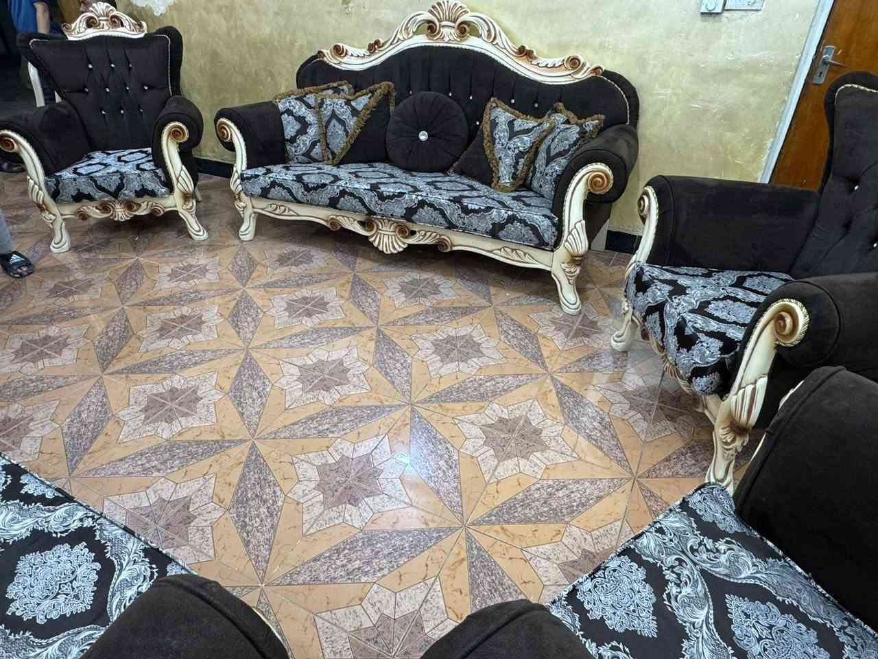 تخم زان تركي ١٠ مقعد اخو الجديد ولا غلطه ***********
