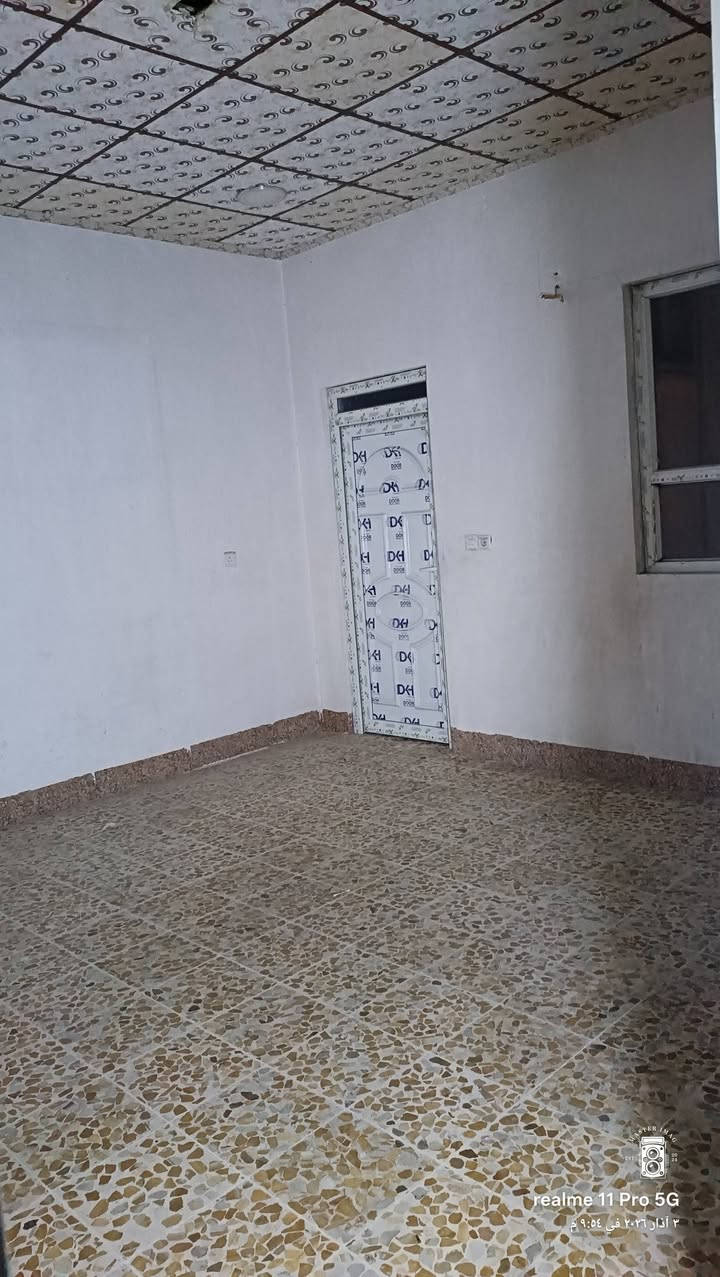 يوجد لدينا شقه لليجار في حي الشيماء الثانيا طابق ثاني الشقة عبارة عن غرفتين نوم هول ومشتملات مطبخ الشقه نضيفه جدا سعر الايجار 225 الف للستفسار ***********
