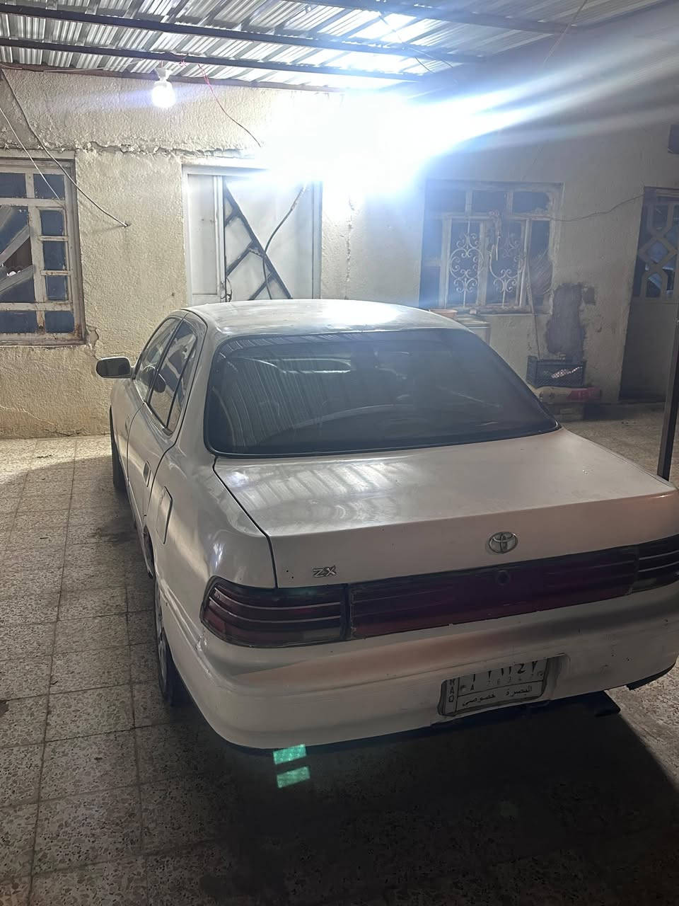 سلام عليكم ورحمه الله وبركاته شباب سيار كامري البيع موديل 1993 توه كامت ابيع كوت حديد راعيه موجود رقم *********** متواجه عل واساب السعر 20 او بيها مجال
