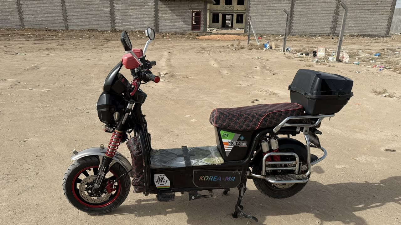 سلام عليكم  شباب عندي هاذا مطور للبيع السعر 750وبيه مجال رقمي تواصل ***********
