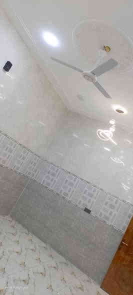 #اسعد_الله_اوقاتكم_بكل_خير 

دار سكن للبيع 🏠 #طابقين 

الدار عبارة عن فلة فاخرة بتصميم مميز

#المساحة :: 280 م 

#جنس_العقار :: طابو صرف زراعي المالك عراقي 

#العنوان :: إبي الخصيب قرب المحكمه الجديدة 

#يحتوي :: أربع ( 4 ) غرف منام وصالتين 

وصحيات داخلية في الطابق الأول والثاني وكراج واسع

وحديقة وصحيات خارجية خاصة بالضيوف ومطبخ 

وأستقبال ومناور اضافة إلى الدرج .

#نظام_العمل / أساس وسقف #كونكريت 

والبناء #بلوك من الدرجة الأولى / أصباغ عالمية

وضمان الماء والكهرباء خرائط متميزة 

البيت يقع على شارع تبليط 10م

#خارطة_الدار_تحت_اشراف_هندسي_متميز

الدار جاهز #للمشتري ان شاء الله

#السعر_المطلوب:: 185مليون قابل للتفاوض

الدار فارق جاهز للسكن 

#للأستفسار_اكثر أتصال 
***********
