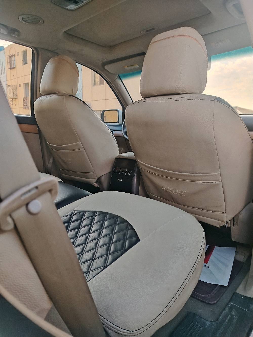  السلام عليكم اخوان كيا موهافي [ة 2012] الشركه بعده الاستلام  2019  - نظافة وفول مواصفات السياره بيه باب مبدل بل صندوك شويه صبغ  
المواصفات 
محرك 6 سلندر 
7 راكب 
فتحة سقف
دواخل جلد بيجي وكالة 

شاشة كبيرة + دبل كاميرا

فور ويل (4x4).
 تدفئه تبريد 

ستيرن كهرباء
ثلاجه بالجكمجه
تبريد مركزي. 3 قطع

رقمها بغداد الدولي  انكليزي حويل ثاني يوم

الموقع : بغداد

ماشي السياره 156