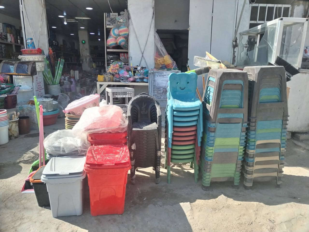 السلام عليكم بضاعة جديدة كلشي تريدو متوفر
في سوق ال٤٠٠٠ قرب اسواق حازم العبودي مقابيل علوة الذهيباوي للتواصل خاص او واتساب ***********
يوجد خدمة
