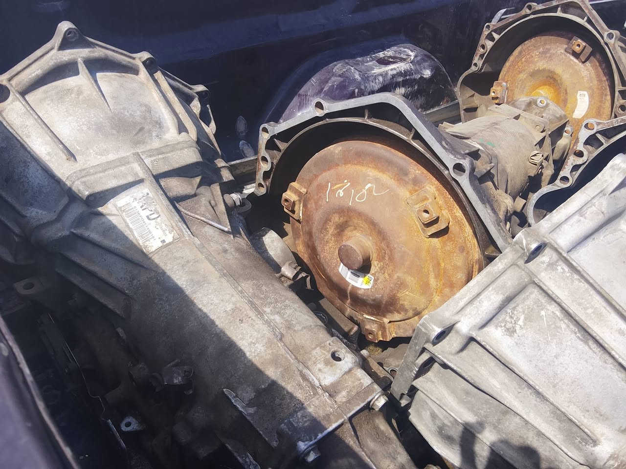 جير الفينيه 6 برغي 13 خط و15 خط مال حاويه السعر اربع ورقات ***********
