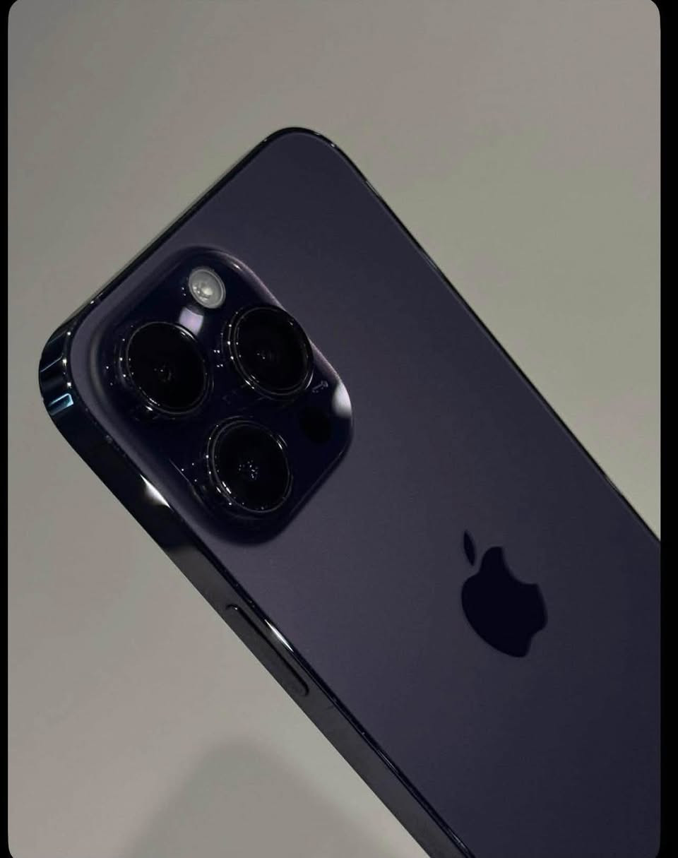 السلام عليكم 14 pro max
(Normal )شرط 

بطاريه 82%‎🔋

نظافه 95‎%‎✅

ضد الماء شرط 🔥🔥

لون بنفسجي المميز 💜🔥

سيم كرت تك. ويشتغل ويا esim

256GB

 استخدم شخص واحد شرط 🔥

السعر خاص ⬇️

***********
***********
