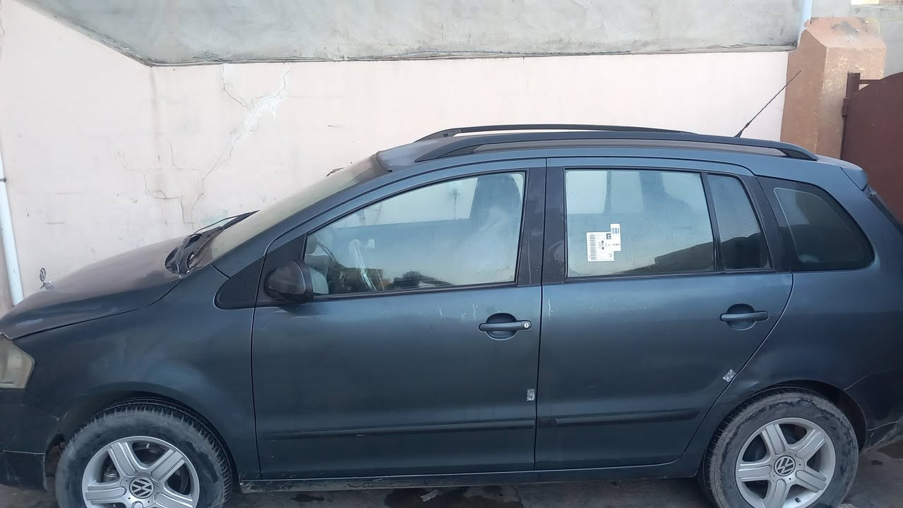 سيارة للبيع
فولكس وايكن استيشن
كير مكينه شرط
موديل ٢٠٠٨
مابي اي صبغ ولا ضربه
تواصل عل واتس اب
 ***********
