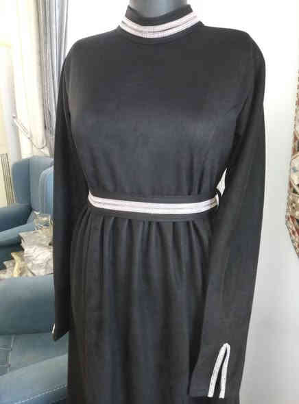 اهلا وسهلا بكم ..
خياطة دانتيل... 
لخياطة الملابس النسائية 
وخياطة كافة المفروشات
وتقريم الملابس 
موبايل ***********
حديثة - حي المعلمين
