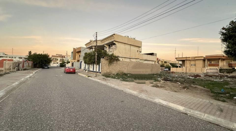 📣اعلان عقاري رقم(917)

#قطعة_أرض في #حي_دولار قرب روضة عصافير مقابل حديقة ‏بمكان مميز وجميل جدا 

💠#المساحة 150 متر

 💠#الواجهة 7.5 متر
____________________________
‏#instagram :  almalk_realestate
_____________________________
‏#facebook : الملك للعقارات والمقاولات 
______________________________

💠ليصلك السعر علق بــ (تم) ✔️

لاستفسار اكثر يرجى مراجعة #مكتب #الملك او الاتصال على الارقام التالية☎️
 
📞***********
📞***********

📍عنوان المكتب / شارع القدس مقابل اسماك حسن 
البغدادي

ونستقبل جميع العروض السكنية والتجارية بكافة مناطق كركوك 

#عقارات  #استثمارات  #كركوك  #مقاولاوت #تصاميم #الملك_للعقارات_والمقاولات
