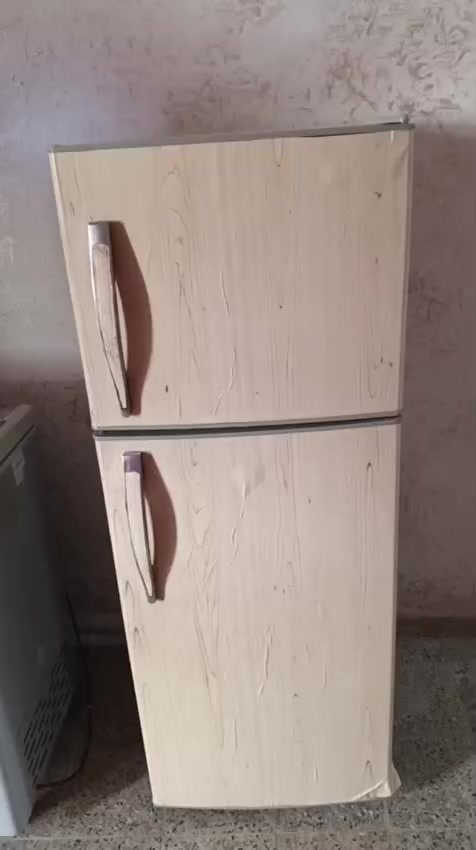 اسلام عليكم خواني ثلاجه البيع فوف تبريد وتجميد شرط الظمان 106 بكاني بغداد الكمالية ***********
