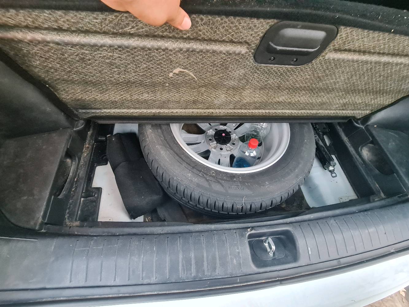 سبورتج ٢٠١٩ خليجي كلين بدون ضرر وضع الشركة ماشي ١٢٨كم فول عدا الفتحة رقم انكليزي الجديد سنوية مجددة قبل سبوع مع هزة سبير وضع الشركة تايرات قبل شهر محرك وضع الشركة هاند بريك بصمة مع بصمات عدد ٢ شركة سيارة مال بيت