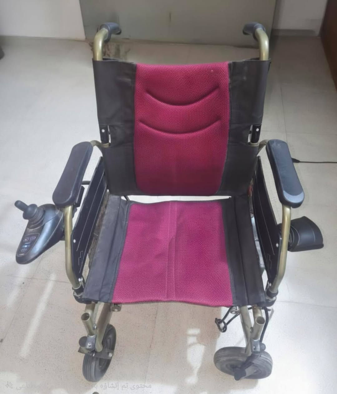 عربانه شحن للبيع ماخذينه 550رايدينه 400مستخدمه قليل جديده الشراي يتصل ***********
