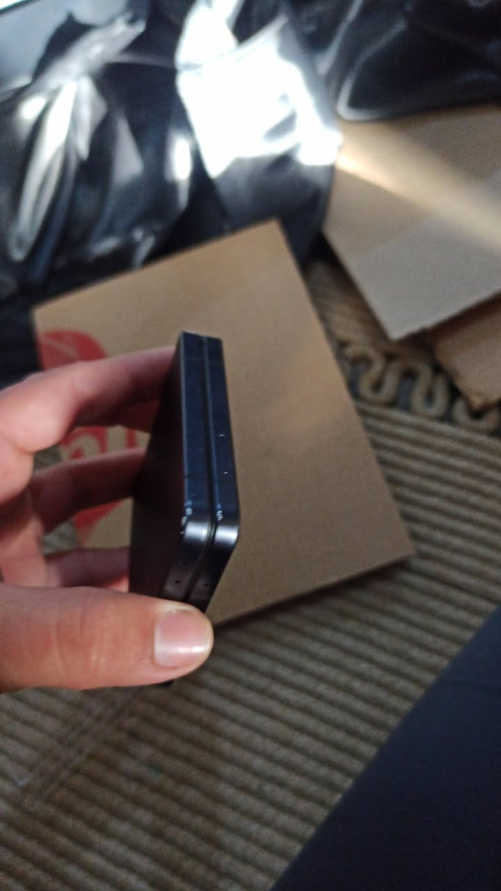 سلام عليكم اخوان زت فلب 7 البيع سعر 750ذاكره256 الجهاز بي شحط وصل موجود قبل شهرين ماخذه الاستفسار ***********
