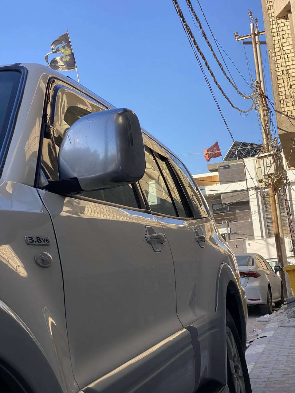 السلام عليكم باجيرو موديل 2007 عضلات السياره كفاله عامه جاهزه للاخير فول ومكفول  للبيع او لمراوس السعر 110
مكاني نجف 
رقم بغداد سياره 
***********
