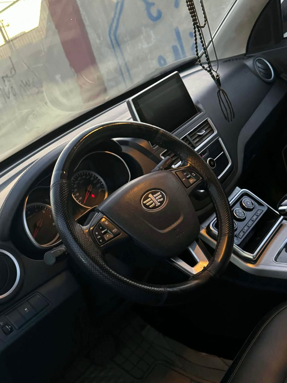 فاو بيستون ٢٠٢٠ كلين فول مواسه فاته هيجي نيه ته نها يه ك شوختي هه يه ٧٣ هه زار رؤييه ده عامي لو ده عامي به شه رت مه كينه١٦ بي تؤربؤيه كرايته وه به س به شه رته  سه حري ٩٨ وه ره قه و مه جاله كي زور كه م *********** أربيل, العراق
