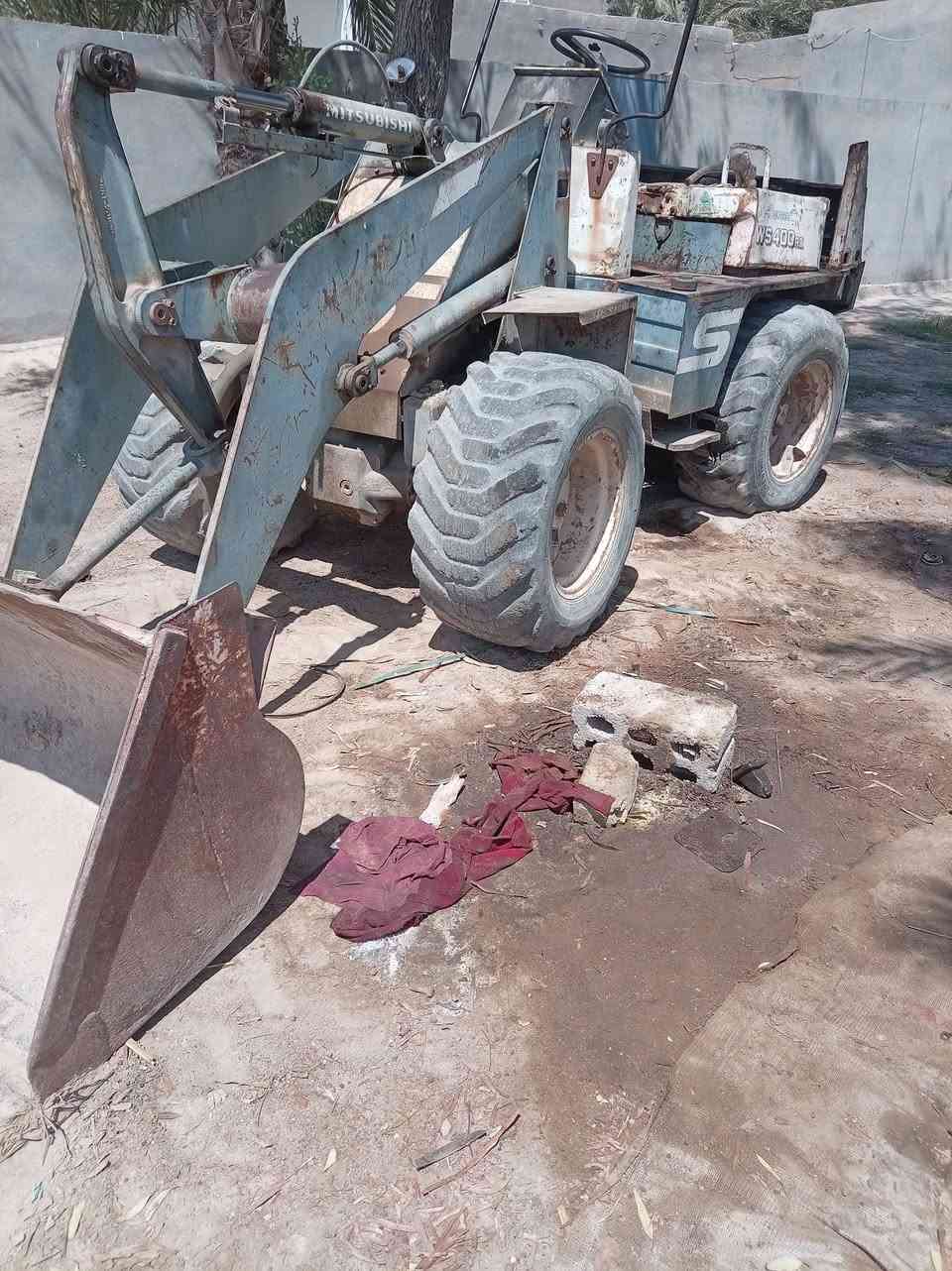 السلام عليكم شفل مسبوشي حجم 40للبيع شغال محرك ازوزه ابيع كوم حديد السعر 25ورقه وبي مجال بابل الشوملي ***********
