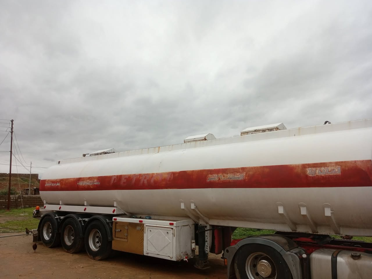 السلام عليكم ورحمه الله وبركاته 
#اكتروس_للبيع
#موديل_2005
حجم 1844
السياره كير اوتوماتيك عرجه بدون كلج 
8نمر 
رتايدر 5طكات
طوناج 
#السعر_430$
GPS
رقم دولي جديد 
سنويا بسمنه 
تحويل مباشر
سياره جاهزه بوجهك عل تحميل 
للاستفسار الاتصال 
هـ‍***********
#أدمن
