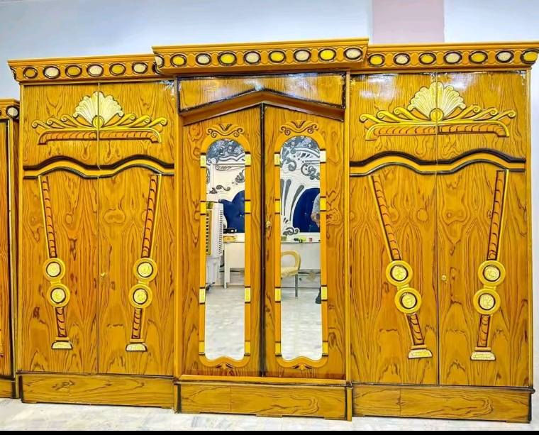 غرفه نوم مستخدمه للبيع مستعجل على بيعته لغرض سفر بسعر مناسب جدا جدا مامتواجد علفيس اتواصل على رقم فقط الهاتف *********** استاذ مصطفى نزار
