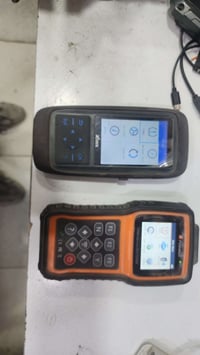 جهاز حساس اطارات للبيع اكس تو سعره 150 الف والفوكس ويل 125 الف 0770282...