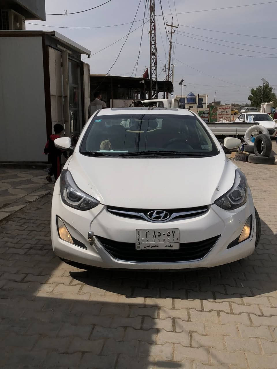 السلام عليكم  النترا 2016خليجي مكفوله عدا بارد في باب واحد السيارة بغداد فول فتحة وداخل صاج قطعتين تبريد مكينه 1800مرئي شفط حساس امامي خلفي بيع او مراوس مكانه المحمودية الاتصال على الرقم *********** موجود وات ساب
