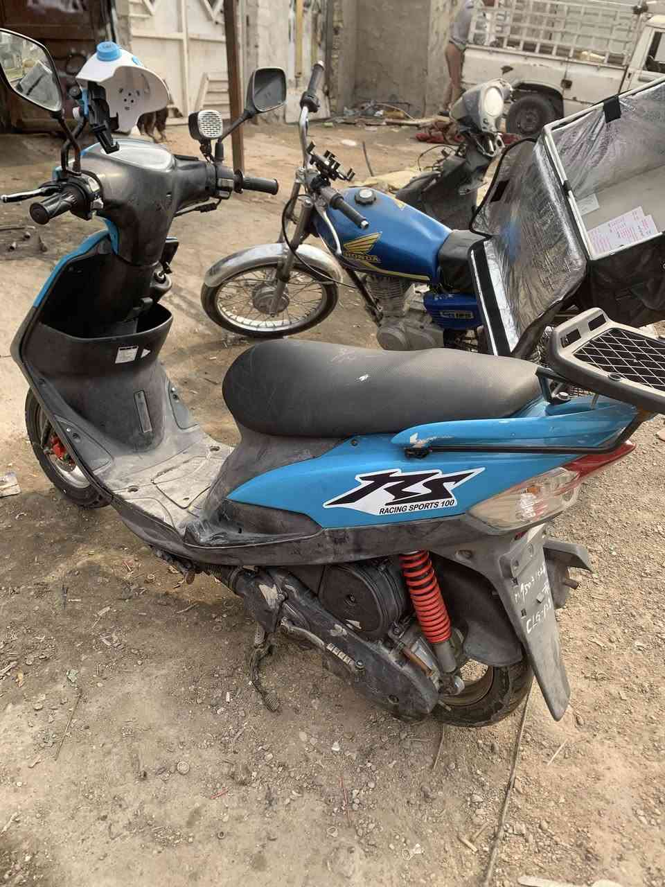 سلام عليكم  عدله بلاديه ختم واحد ماعده كفر مكينه كفاله نعومه وشلعه
مكاني البياع *********** سعر ٨٥٠
