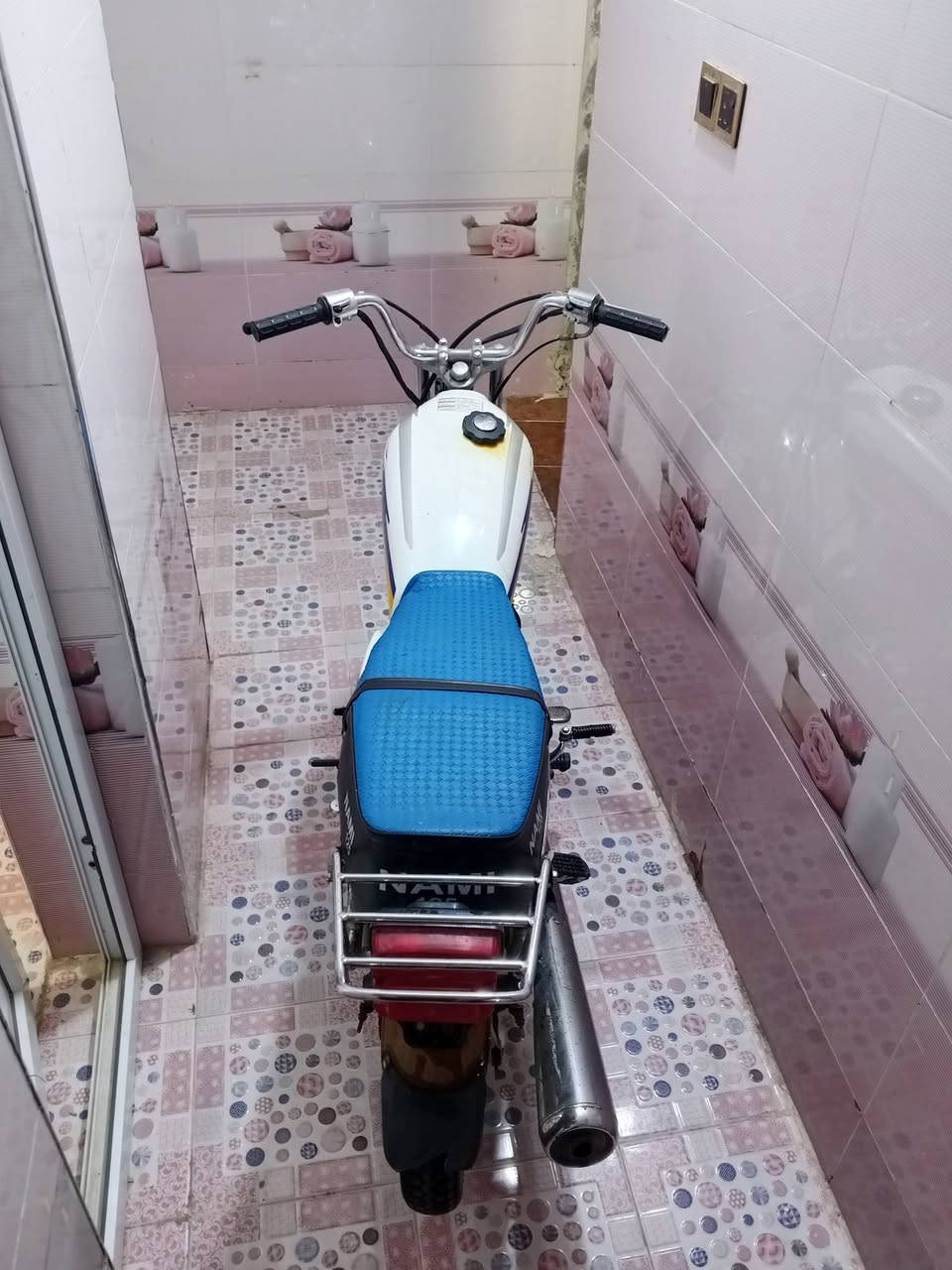 دراجه ايراني اداوات للبيع للاستسفار التواصل واتساب على هذه رقم  ***********
