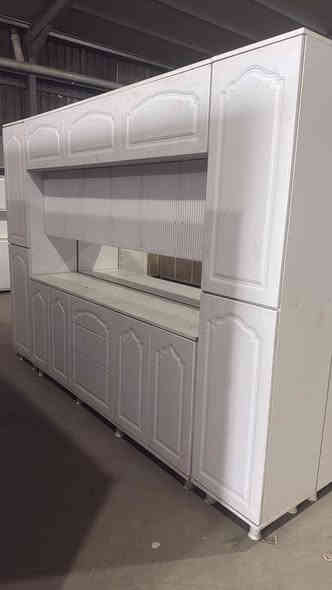 كاونترات قياس ٣متر خشب تركي HDF متوفر جميع الموديلات العنوان واسط نعمانيه شارع جعفر الطيار مقابل معرض أبو نور للسيراميك اي استفسار مراسلة الصفحة او الاتصال على *********** /***********
