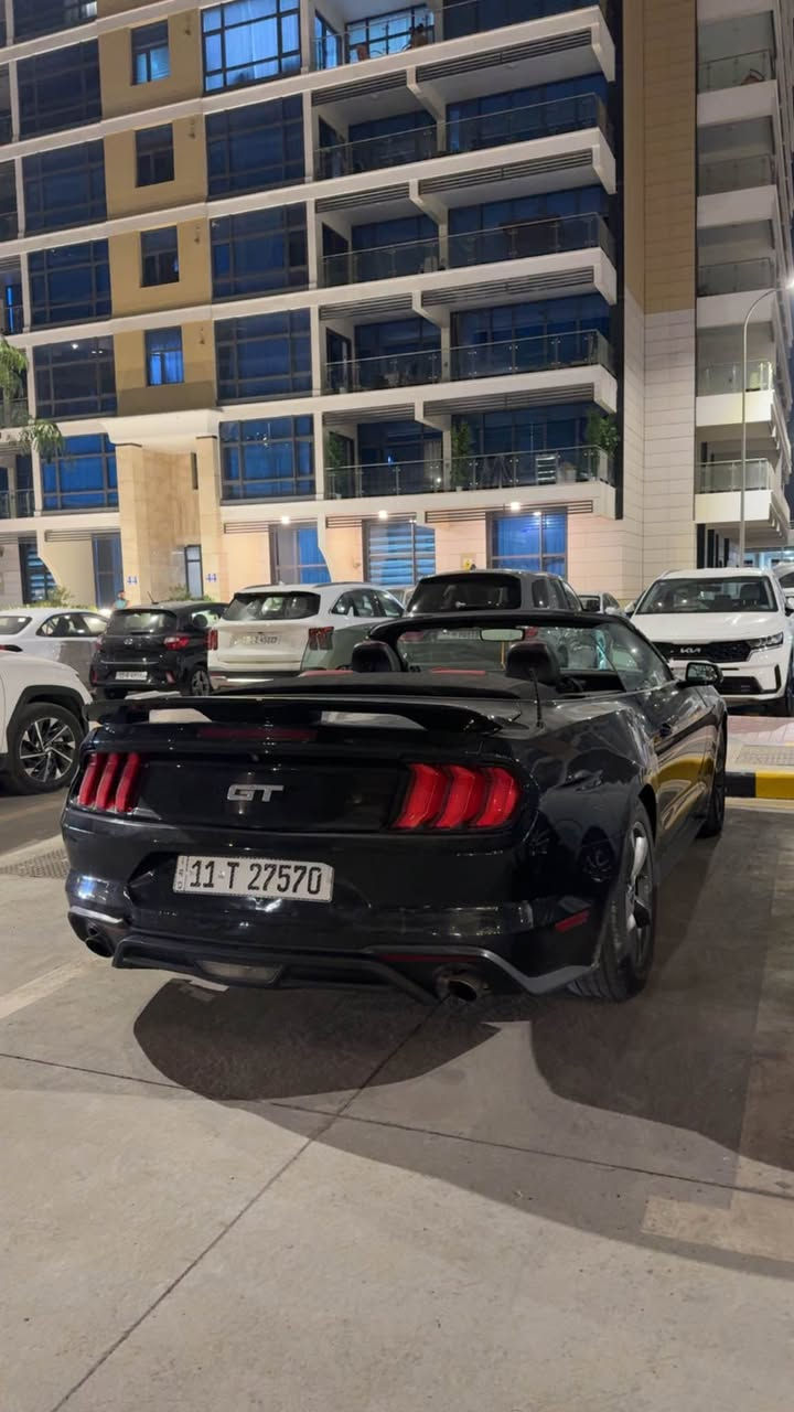 للبيع موستنك ٢٠١٨ ايكو محرك ٢٠٠٠ توربو 
سياره فول مواصفات كامله مكملة بيه ٤ قطع ابيعها حزام سياره كير محرك كفالة مابيه نقص سياره المحرك الي عليه جديد للاستفسار عل *********** 
سعر ١٣٠ وبيه مجال بسيط بغداد, العراق
