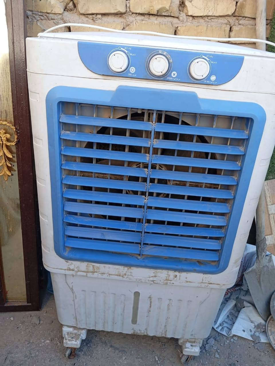 بيع مستعجل
وحده ب100 والزركه ب75

المكان كنطرة السلام شارع المدرسي 

***********
