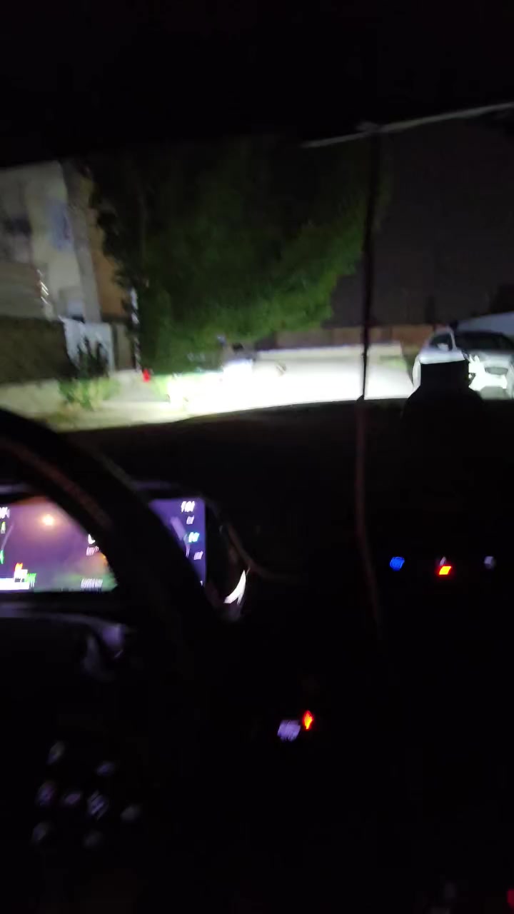 السلام عليكم👋
للتواصل *********** بغداد العامرية نهاية شارع المضيف
  من اعمالي المميزة والانيقة🎖🏅🥇
------------------------------------
تركيب ١٠ عدسات مني ماتركس على مازدات جيب موديل ٢٠٢٣ اتمنى يعجبكم🌹
