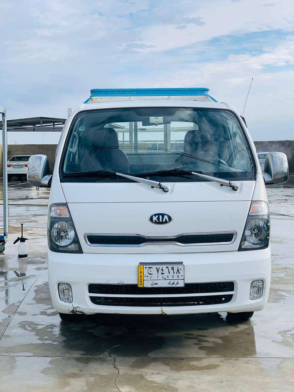 سلام عليكم
للبيع كيا حمل 2018 مكفوله كفاله عامه
السعر  125 وبي مجال قليل
الاتصال ع الرقم
***********
