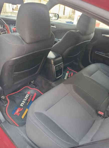 س ع جارجر ١٧ مكفوله حته الدعاميه بيها الباب بارد قليل السياره رالي السعر ٢٢٥ بيها مجال للاتصال ***********
