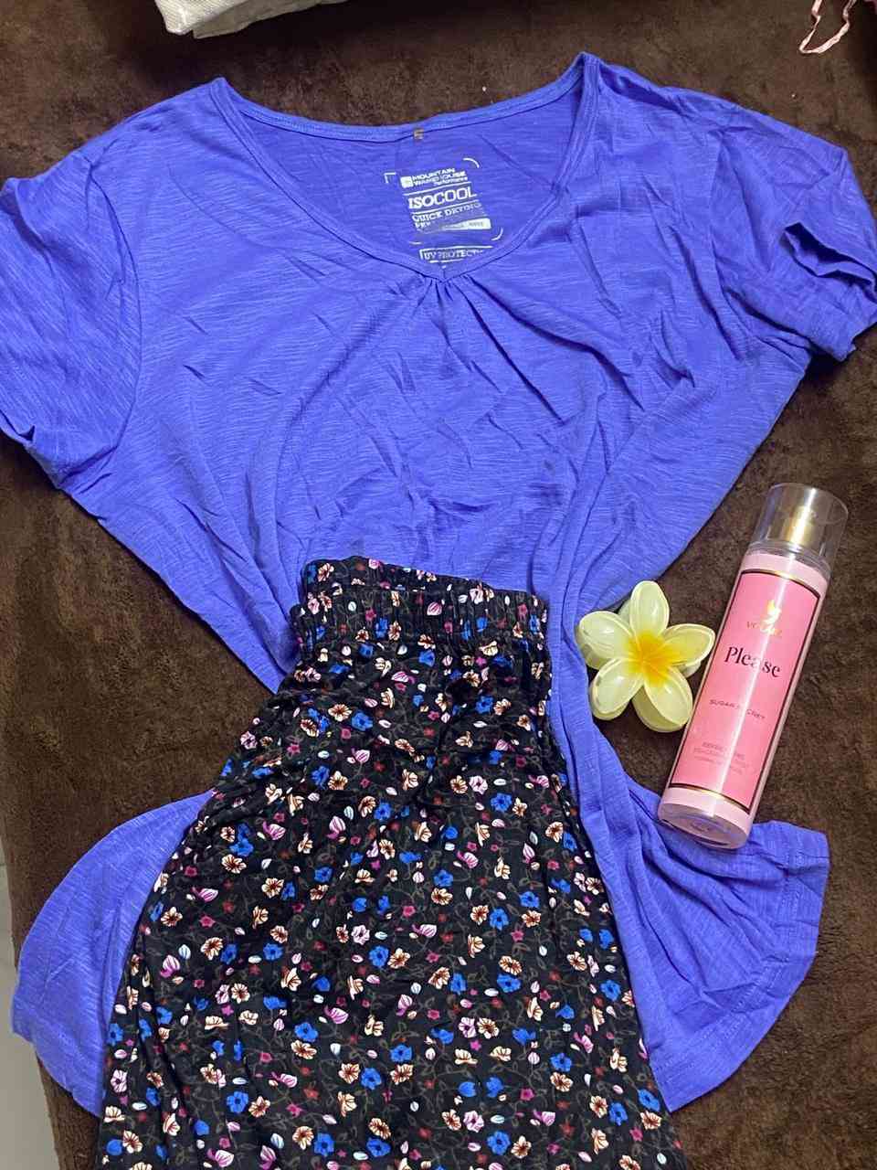 السلام عليكم تراكات بالة نسائي صيفي تصفية ابيعهم شلعة سعر التراك ع الفين نضافتهم واضحة بالصور هذا نموذج من القطع الموجودة عندي اي استفسار  ع الخاص


**إذا كنت صاحب هذا الإعلان وتريد حذفه لأي سبب، رجاءا أرسل رسالة إلى الدعم الفني**