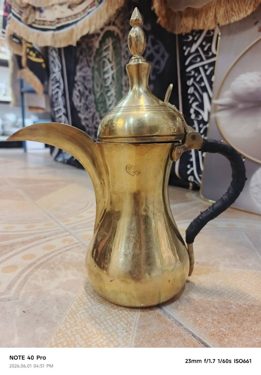 مصب رسلان الأصلي ارتفاع 28 ونص حجم وسط سعره 40وبالعافية على الياخذها
***********
