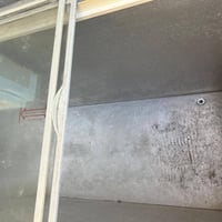 مجمده للبيع نظيفه جدا مكاني الزعفرانيه بالوليد  هذا رقم صاحبها الي يري...