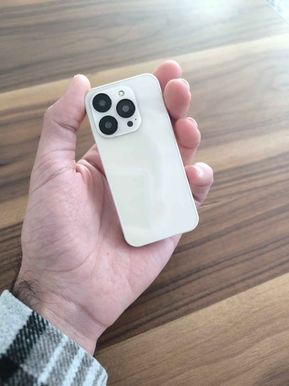 مۆبایلی بچووکی XS19 Pro لەسەر شێوەی ئایفۆن
وەکو نوێیە
هەموو بەرنامەکان ئیش پێ ئەکات

ڕەنگی گۆڵد
ڕام 4 گێگا
زاکیرە 64 گێگا
دوو سیم
میمۆری
فۆڕ جی 4G

نرخ:- 45 هەزار
ژ.م:- ***********
گەیاندن هەیە حلبجة, السليمانية
