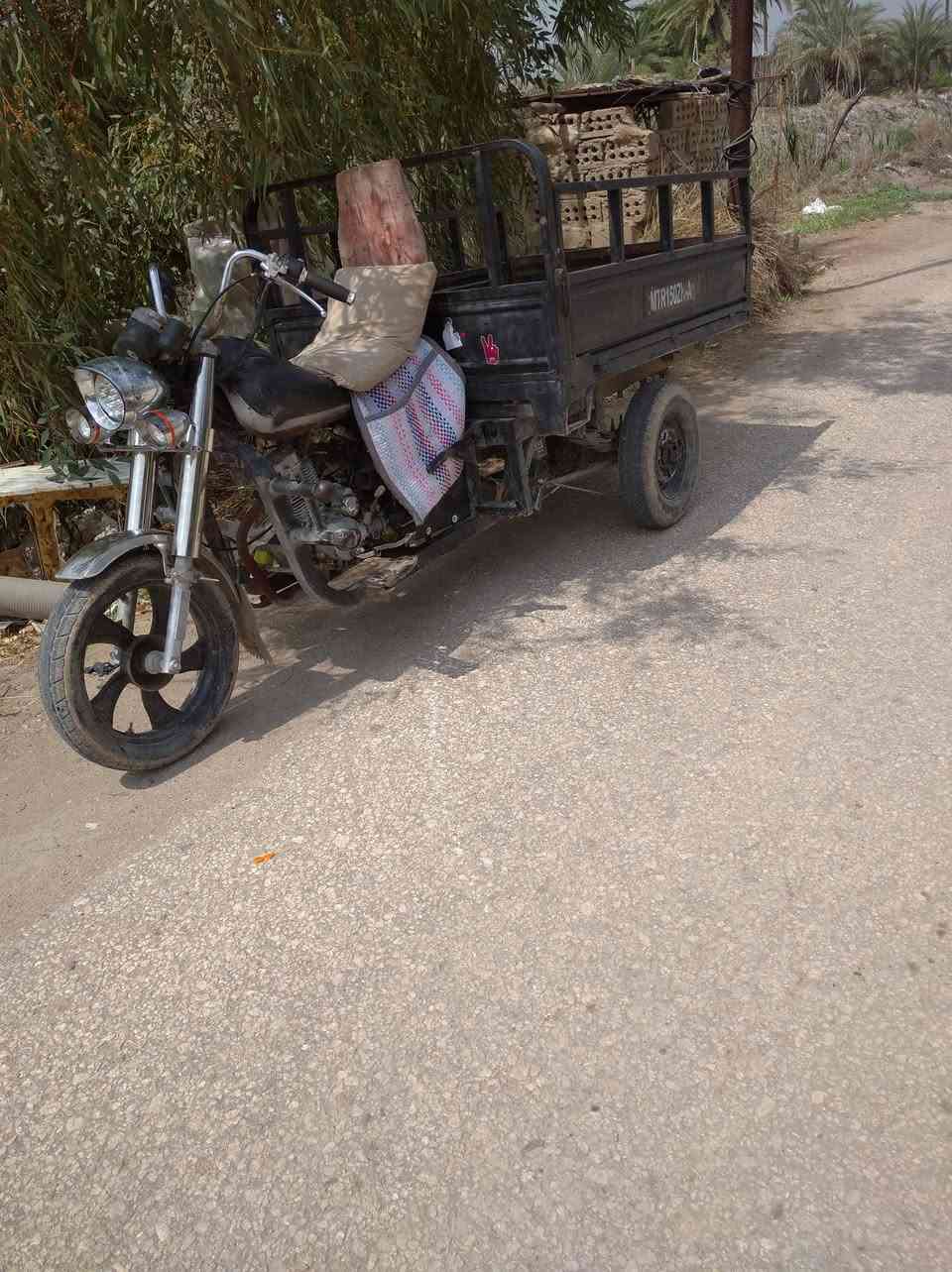 سلام عليكم ستوته للبيع كلك بيه باج بركبه تقويه موضح بالصورة باقي الشاصي كفاله   بدي شرط لا خياس ولا لحيم اكسن جمره بجيس جديد كير بوكس جديد وجه كامل جديد دبلاات جديد جاهزه مكانه نجف قضاء المشخاب للاستفسار اكثر عله هاذه ارقم ***********السعر ب600وبيه مجال للشراي
