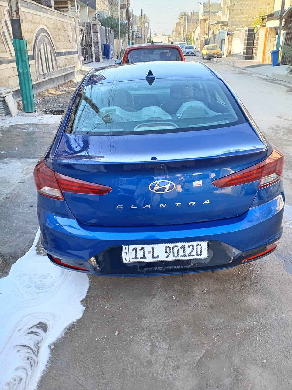 السلام عليكم سيارة النترا وارد أمريكي ٢٠٢٠ محرك دوش ماشيه ٦١ الف حادثها كما مبين بالصور السعر ١٤٢ ورقة بيها مجال  رقم الموبايل *********** عنوانها الشعب
