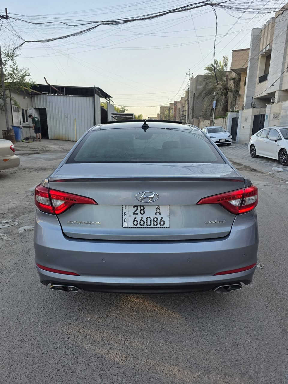 سوناتا 2016 وارد امريكي حادث بنيد مبدل اصلي نفس اللون وجاملغ والباب كلير فقط بدون دواخل شرط اعلى مواصفات vip 
بصمه تشغيل بصمه ابواب بصمه جنطه بناوراما قطعتين تبريد شاشه وكاميرا دواره وفول تحكمات داخل صاج سماعات انفنتي ودمام بجنطه بلادي سايد بريك بصمه ٣ انظمه قياده اوتو هولد كشنات جلد وتدفئه وتبريد وكهرباء وذاكره بالكشنات ٤ رادرات حساسات خلفيه بردات بلاديه خلفيه ستيرن تدفئه وبيه هواي مواصفات تخم تاير جديد توني شاده كومهو اصلي كوري وصدر امامي خلفي جديد وياهن زوج درايم شفتات محرك 2400 Gdi مجفت عام درجه اولى كلفني مليون ونص اويل بم شديت الصغير وكازكيت عالي شرط تبريد وبج بدون دوانز بانزين عادي مكاني بغداد رقم نجف تحويل في بغداد السعر ١٢٥ ورقه 
للمراوس بانسب للاتصال ***********
