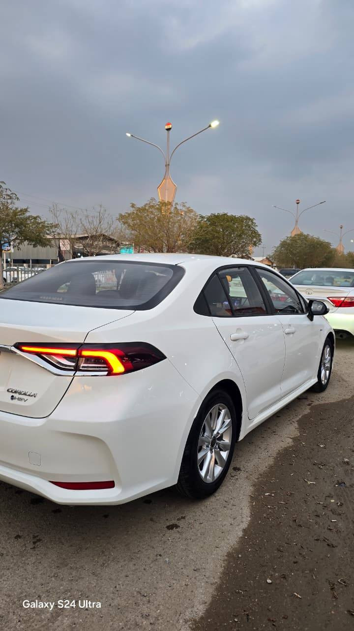 كورلا موديل 24 ماشي 22الف بي رصعه خفيفة
سنوية بسمي مع ورقة بنزين 
السعر ١٥٧ مع مجال
رقم تلفون ***********
