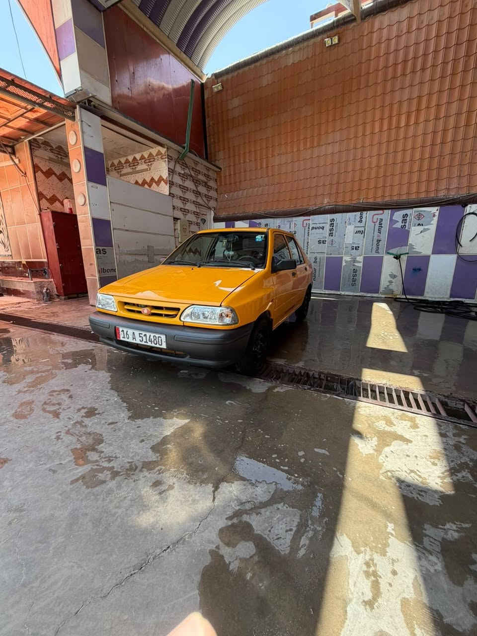 سلام عليكم سايبه  موديل ٢٥ 
بيع مستعجل هيه مفره وخرامات السياره جاهزه من كلشي بس اشغل وتوكل تنبيه هام السياره بيه بارد بل جوملغ الخلفي شبر والسعر ٧٣$ وبيه مجال الشرايع  العنوان الدوانيه ***********
