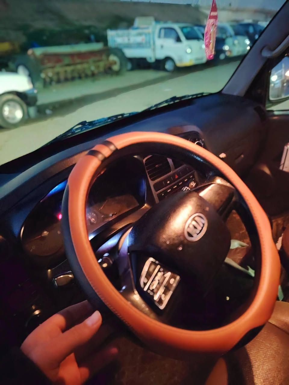 سلام عليكم
كيه حمل رقم كركوك مشروع وطني شرط التحويل 
شاصي محرك گير اكسل بل شرط 
السعر 135
الرقم /***********/
