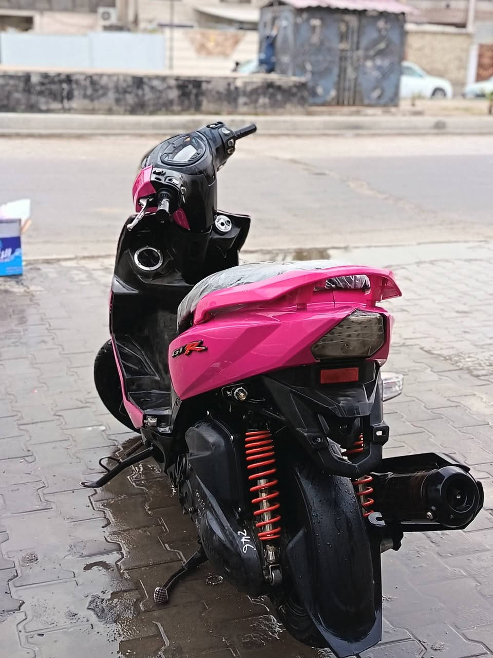 سلام عليكم اخوان
جي تي ار للبيع دراجه موديل 14✅

كفرات مصبوغة دراجه حلوة ونضيفة🩷

بيهة زنون عالي وناصي🗯

اشاير كهربائيات كله شغال💞

 شغل واطلع كلشي ماناقصهة💯

سعر 550 وبيهةة مجال للشراي💸

عنوان بغداد مدينة الصدر📍
ه/ *********** متواجد خاص  و واتساب
