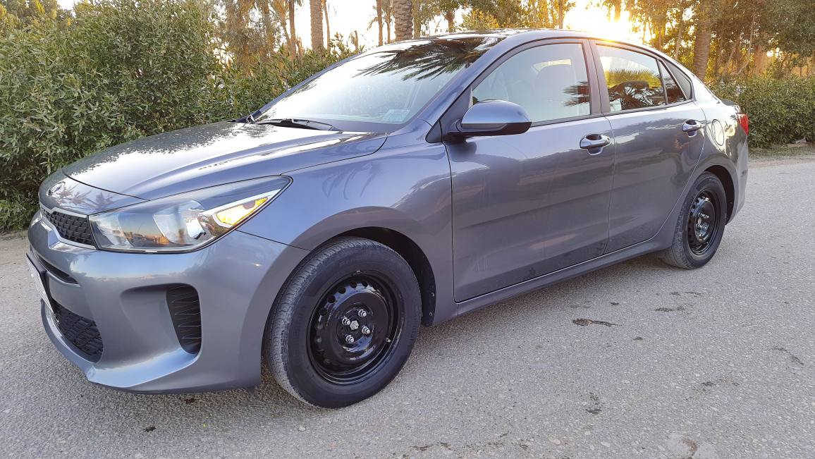 كيا ريو 2019 وارد امريكي 
حادث جانبي بدون ايربلك سياره  جاهزه بدون نقص نضيفه  رقم انكليزي بأسمي سنويه وهزه جديده
دكمه سبورت تحكم جهتين 
تخم تاير جديد 
ماشيه 76 الف ميل ديوانية, القادسية


**إذا كنت صاحب هذا الإعلان وتريد حذفه لأي سبب، رجاءا أرسل رسالة إلى الدعم الفني**