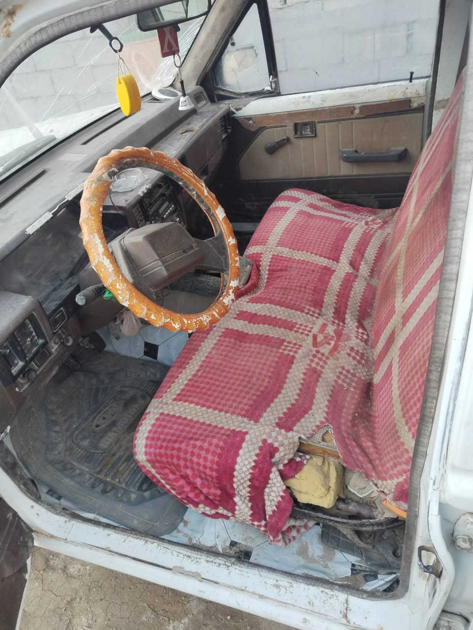 سلام عليكم سياره مسيبوشي موديل 1991رقم بصره الماني تحويل شوكت مايعجبك سياره محور ونجي ٦ وكير اوتماتيك حداديه جديد سياره شغاله لاتبخير ولا تنقيص العنواني ذي قار ناحيه الفضليه        السعر 25وبيها مجال.         ملاحضه مكلف بلنشر    صاحب السياره      ***********
