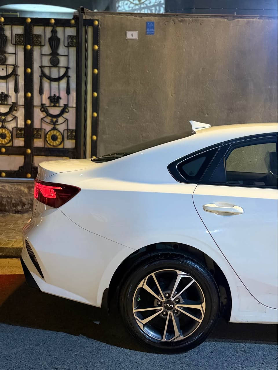 سيراتو خليجي 2024 فول مكينه 2000 فتحه شاشه كبيره ابل كار بلي حساسات كامره رقم اربيل بأسم شركه سياره كفاله عامه فقط بس بارد واحد باقي سياره كفاله للبيع او مراوس السعر 182 ستفسار *********** البصرة, العراق
