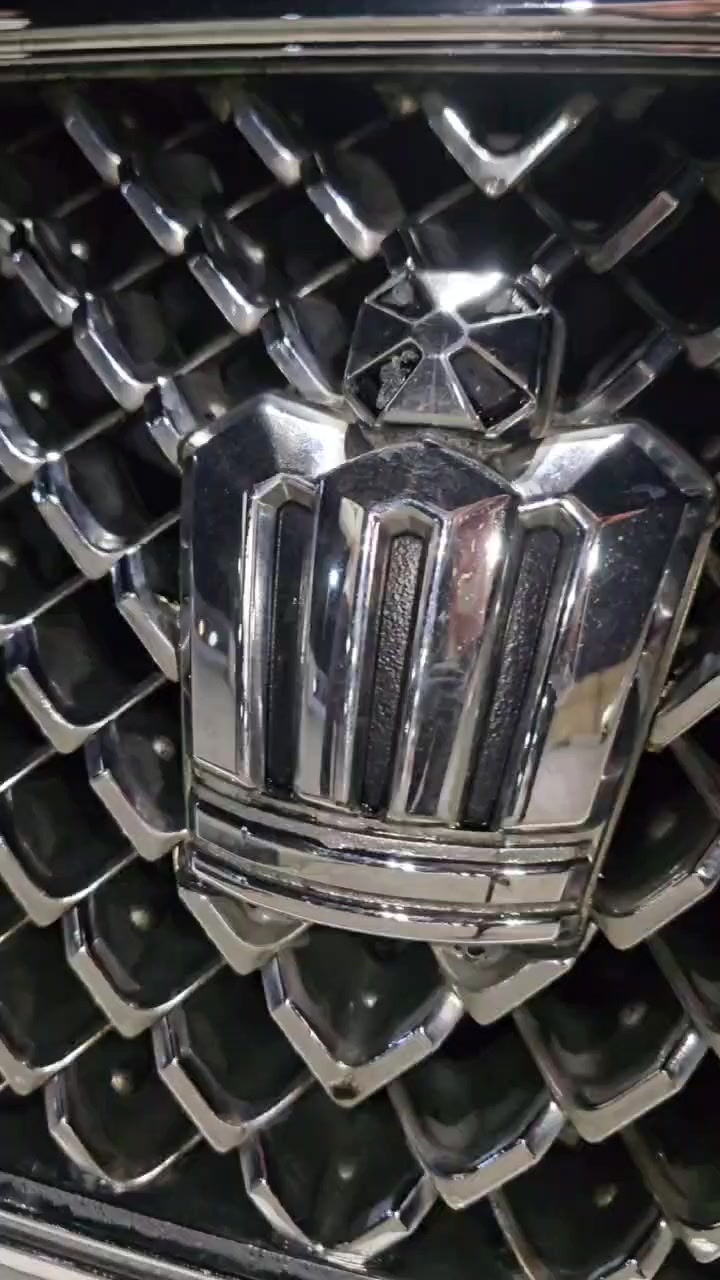 سلام عليكم اخواني شاهينه اثلت مديل 2004 مزاد السياره 3 دكم فتحه بنورامه
غرقه جلد اسود لايت 5قطع دوار ويل 18دنكه نيكل العنوان البصره قضاء المدينه للاستفسار *********** متواجد واتساب 
ملاحضه(مكلف بالنشر )
