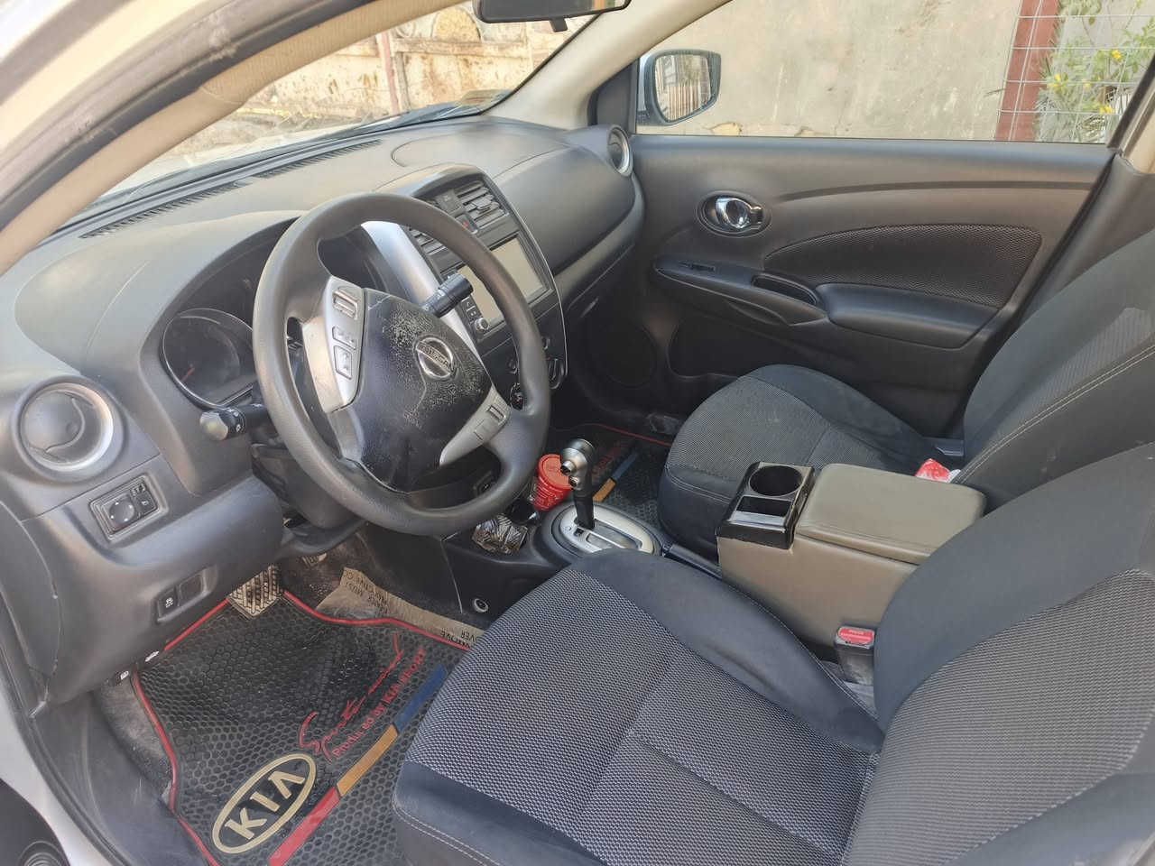 السلام عليكم.
نيسان فيرسا 2019.امريكي. الحادث كما موضح. بالسونار.بيها حالوب خفيف ماينشاف اله بالسونار.
 محجوزه مالكها قادسيه ورقمها قادسيه ماشيه 94.
السعر 88,وبيها مجال حق الجيه حقيقي .مكينه وگير كفاله.يرفع الحجز 2027..
***********
