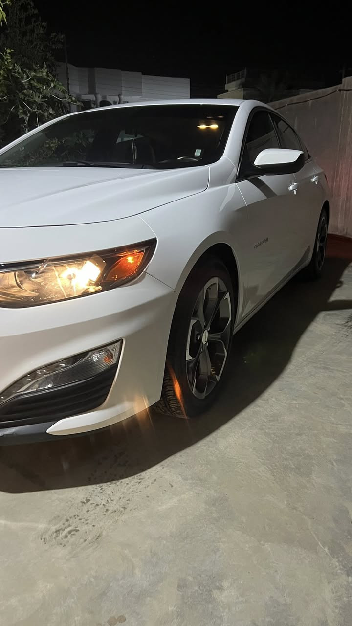 سلام عليكم اخوان ماليبو ٢٠٢٤ فول حره بدون رقم السياره كلش نضيفه وحلوه بيه بارد بلجاملغ الأمامي فقط بدون أي ضرر ثاني السعر ١٣٥ مع المجال ***********
