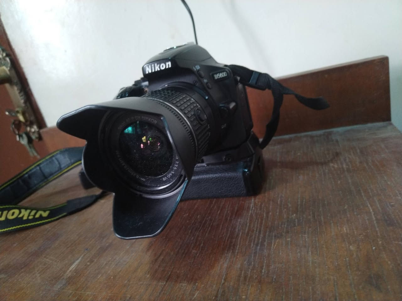 Nikon 5600  ،،  للبيع
كامل ملحقات  ،،  دبل بطارية،،  باتري گريب،،  فلاش خارجي،،  عدسة اصلية،،  حقيبة مقسمة،،  شاحنة،،  شتر 49K  ،،
نظافة فووول     ،،  السعر  450   ألف


**إذا كنت صاحب هذا الإعلان وتريد حذفه لأي سبب، رجاءا أرسل رسالة إلى الدعم الفني**